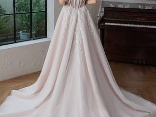 wedding dress shops